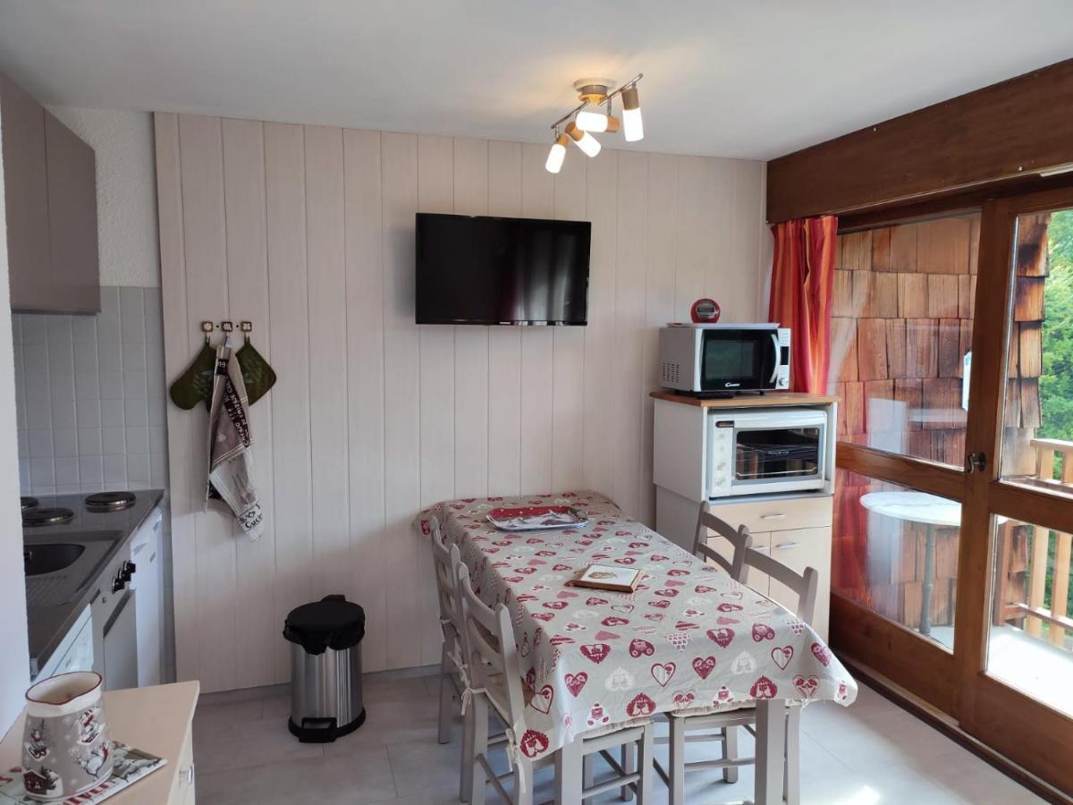 Coquet Studio De 4 Personnes Aux Carroz - Balcon Et Wifi Les Carroz d'Araches Εξωτερικό φωτογραφία